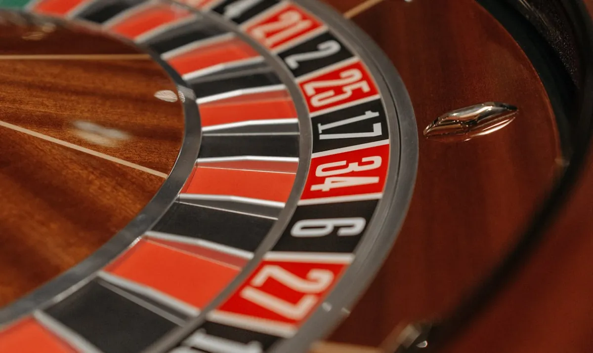 Halaman utama platform Luxury138 dengan tampilan game slot dan live casino